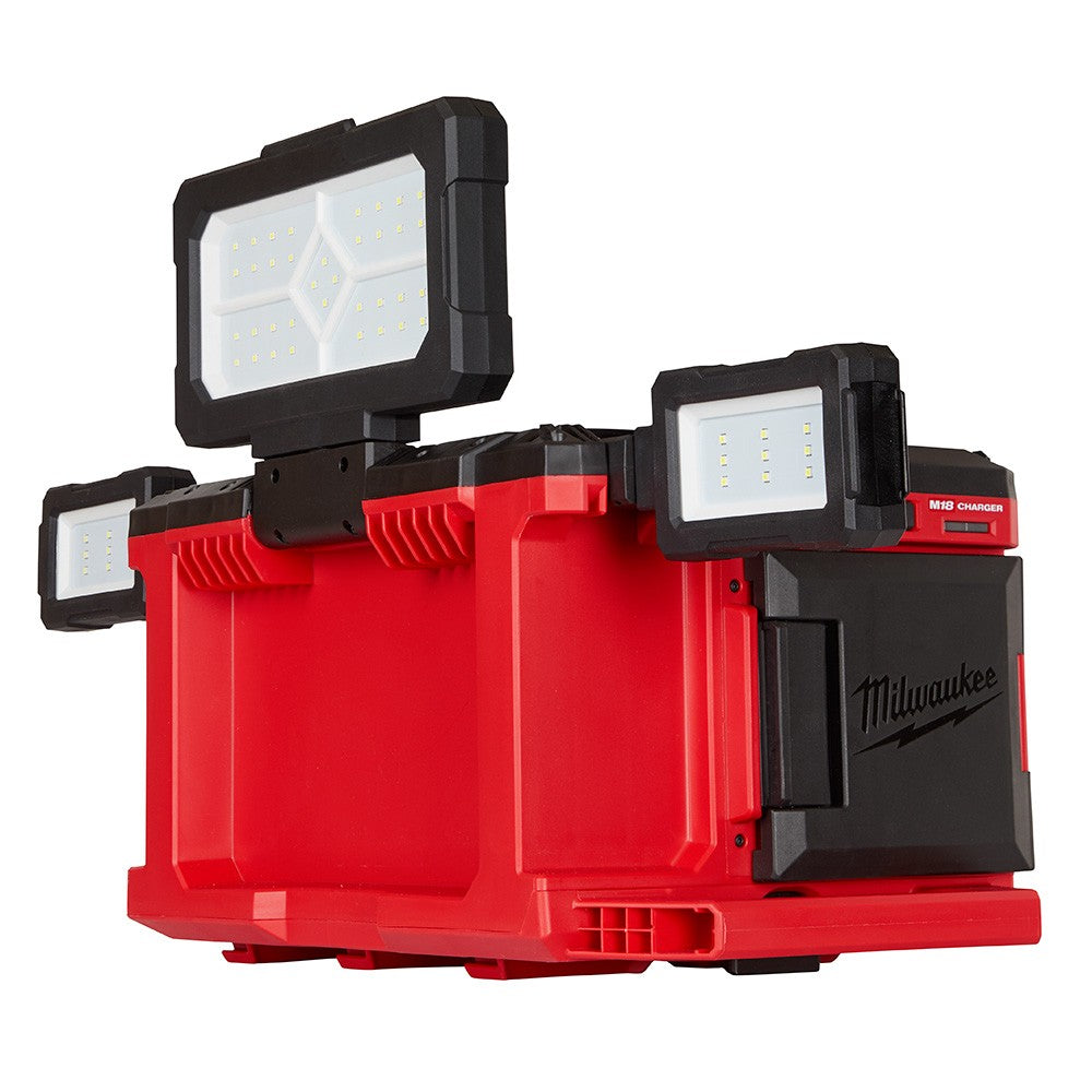 Milwaukee 2357-20 M18™ PACKOUT™ Light/Charger