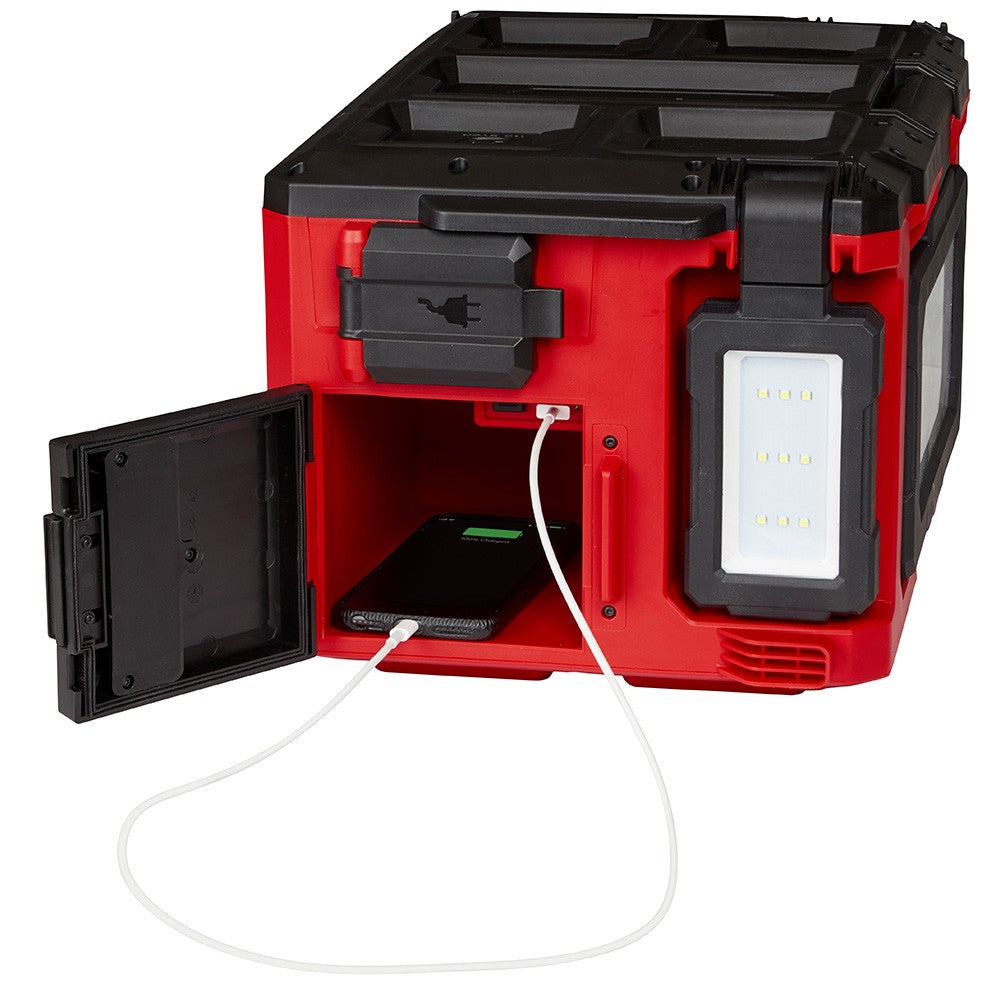 Milwaukee 2357-20 M18™ PACKOUT™ Light/Charger