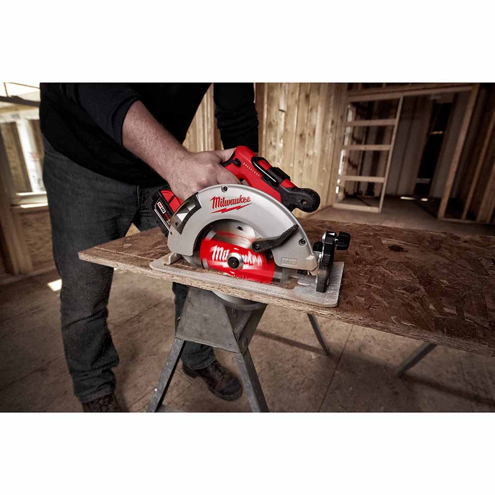 Milwaukee 2631-20 M18 Brushless 7-1/4 Circular Saw Bare Tool