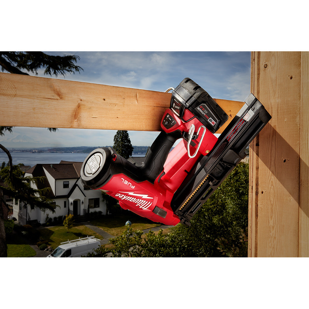 Milwaukee  2744-21 M18 FUEL™ 21 Degree Framing Nailer Kit