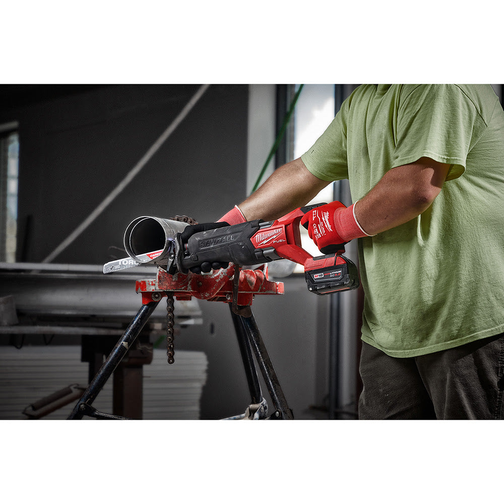 Milwaukee  2821-22 M18 FUEL™ SAWZALL® Recip Saw - 2 Battery XC5.0 Kit