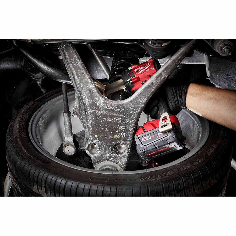 Milwaukee 2854-22 M18 FUEL™ 3/8 Compact Impact Wrench w/ Friction Ring Kit