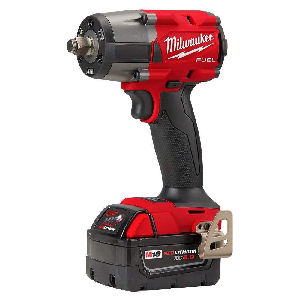 Milwaukee 2962-22R M18 FUEL 1/2  Mid-Torque Impact Wrench w/ Friction Ring Kit